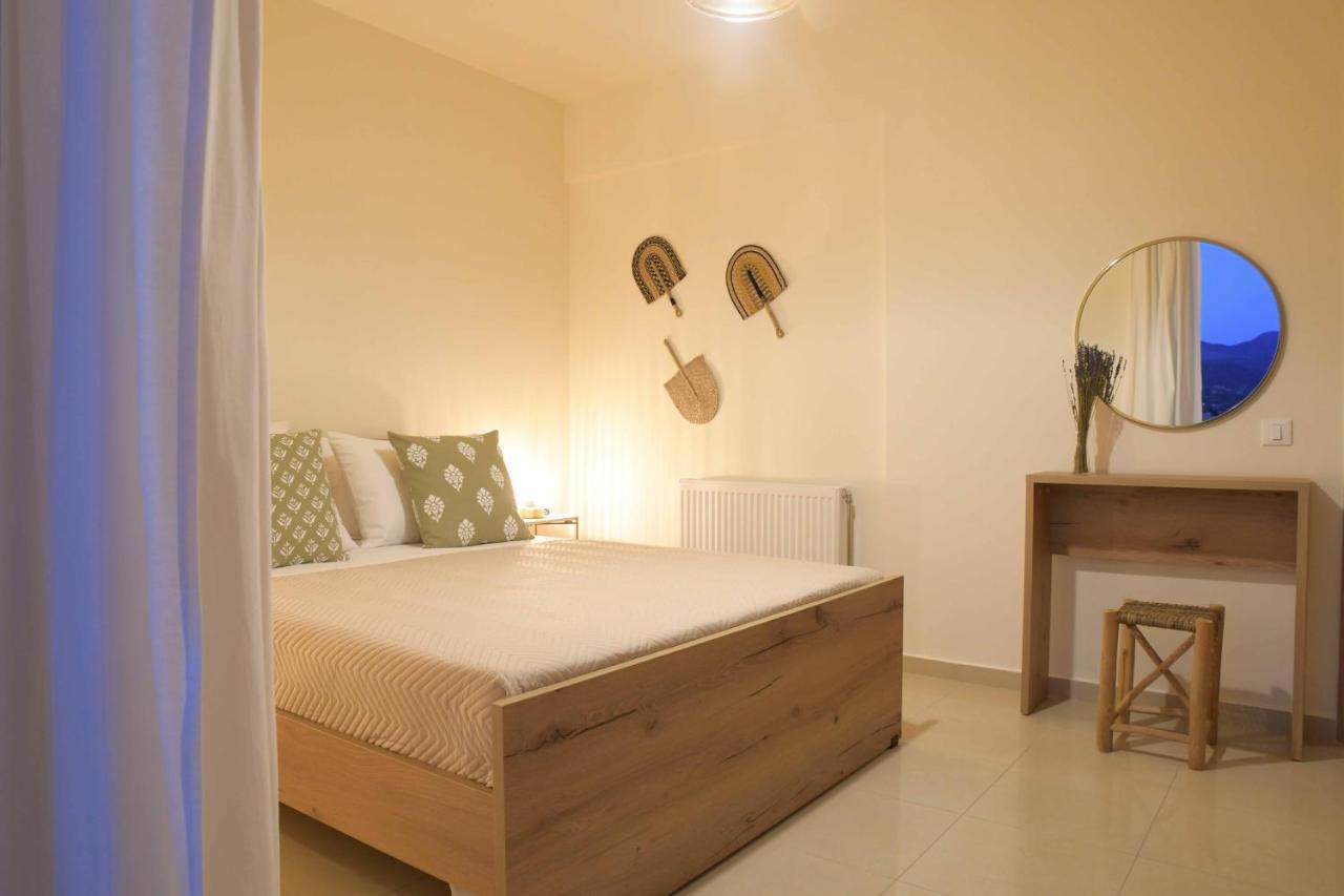 Oikies Luxury Apartments With Private Free Parking Area Ájosz Nikólaosz Kültér fotó