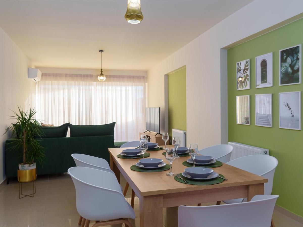 Oikies Luxury Apartments With Private Free Parking Area Ájosz Nikólaosz Kültér fotó