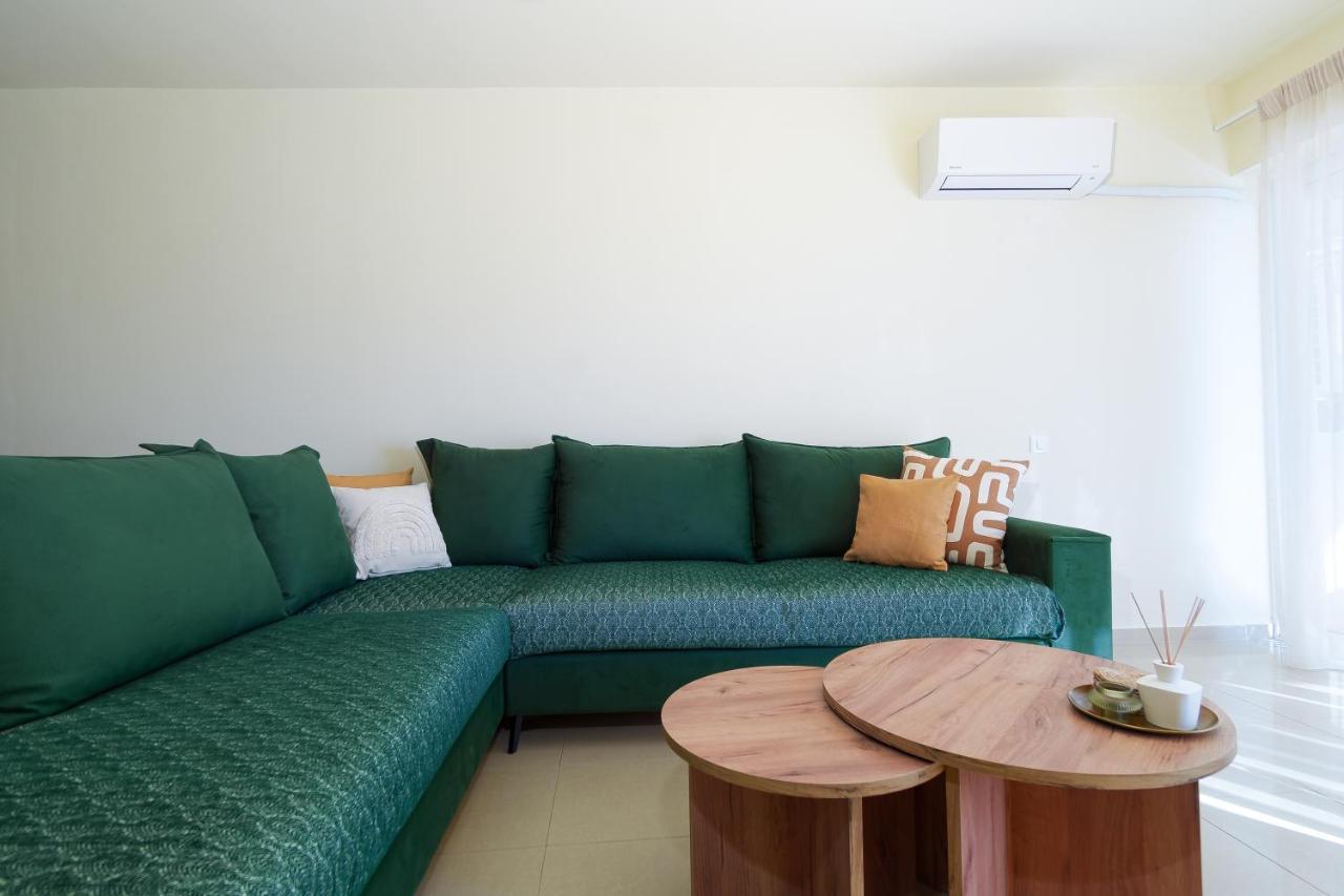 Oikies Luxury Apartments With Private Free Parking Area Ájosz Nikólaosz Kültér fotó